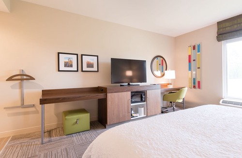 Cape Fear Hotel | Hampton Inn & Suites Fayetteville