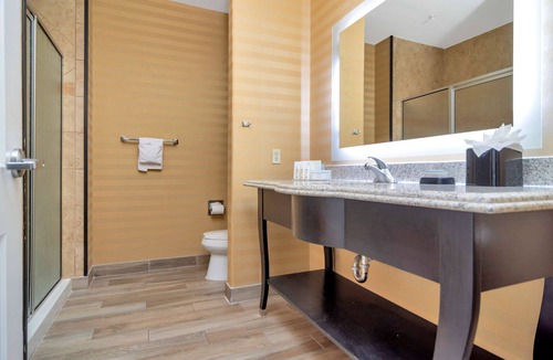 Fossil Creek Hotel | Hampton Inn & Suites Fort Worth-Fossil Creek