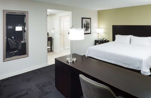 Gainesville Hotel | Hampton Inn & Suites Gainesville-Downtown