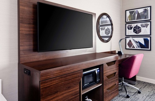 Gilroy Hotel | Hampton Inn & Suites Gilroy