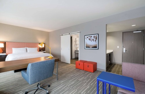 Glenarden Hotel | Hampton Inn & Suites Glenarden/Washington DC
