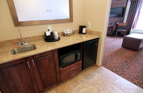 Grand Forks Hotel | Hampton Inn & Suites Grand Forks