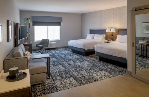 Huntington Hotel | Hampton Inn & Suites Huntington Downtown