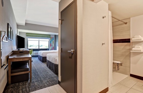 Huntsville Hotel | Hampton Inn & Suites Huntsville
