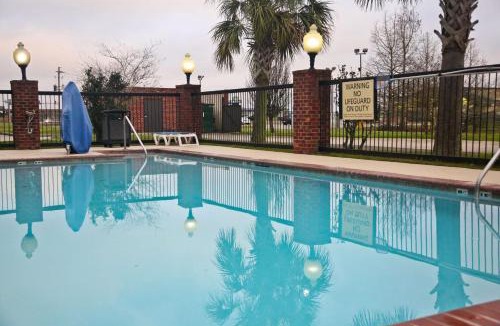 Jennings Hotel | Hampton Inn & Suites Jennings