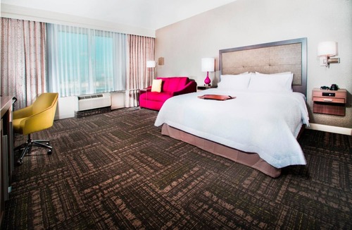 La Porte Hotel | Hampton Inn & Suites La Porte