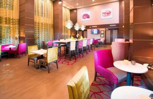 La Porte Hotel | Hampton Inn & Suites La Porte, TX