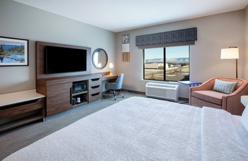 La Grande Hotel | Hampton Inn & Suites La Grande, Or