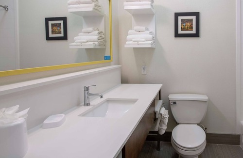 Lafayette Hotel | Hampton Inn & Suites Lafayette