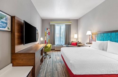 Lathrop Hotel | Hampton Inn & Suites Lathrop