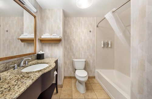 Moreno Valley Hotel | Hampton Inn & Suites Moreno Valley