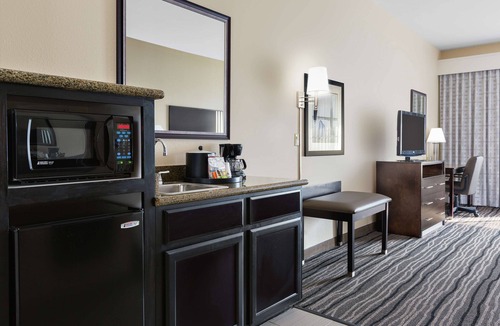 Jackson Park Hotel | Hampton Inn & Suites Mountain View