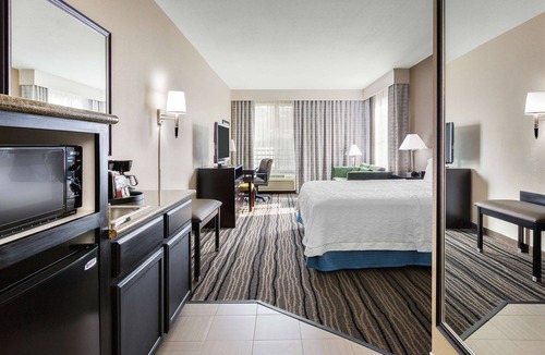 Jackson Park Hotel | Hampton Inn & Suites Mountain View