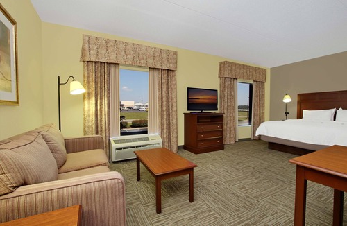 Madisonville Hotel | Hampton Inn & Suites Madisonville