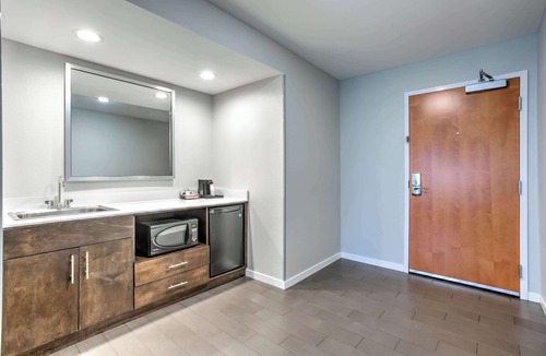 Macon Hotel | Hampton Inn & Suites Macon I-475