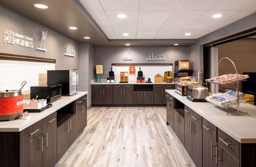 Manteca Hotel | Hampton Inn & Suites Manteca