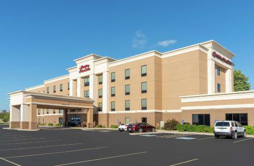 Marshalltown Hotel | Hampton Inn & Suites Marshalltown