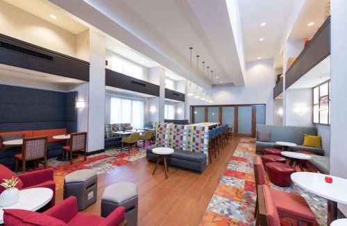 Marshalltown Hotel | Hampton Inn & Suites Marshalltown