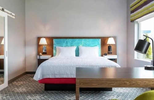 Marshfield Hotel | Hampton Inn & Suites Marshfield