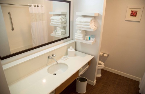 McKinney Hotel | Hampton Inn & Suites McKinney
