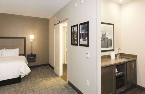 Prospect Park Hotel | Hampton Inn & Suites Minneapolis University Area
