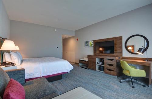 Doctors Inlet Hotel | Hampton Inn & Suites Middleburg, Fl