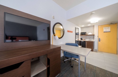 Salida Hotel | Hampton Inn & Suites Modesto-Salida