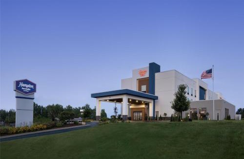 Moline Hotel | Hampton Inn & Suites Moline-Quad City Int'l Aprt