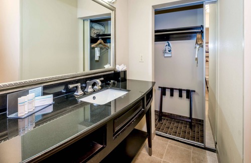 Montgomery Hotel | Hampton Inn & Suites Montgomery-Downtown