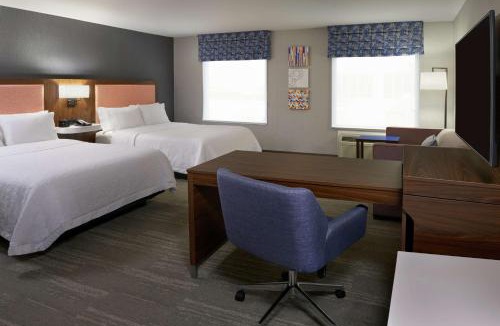 Dorval Hotel | Hampton Inn & Suites Montreal-Dorval