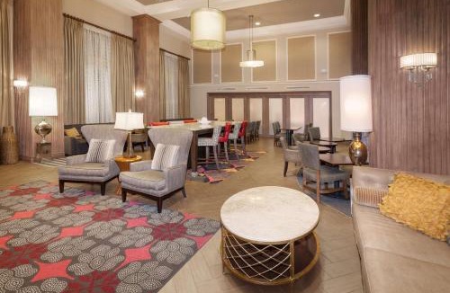 Munster Hotel | Hampton Inn & Suites Munster