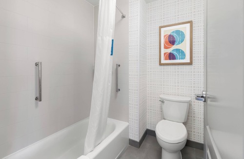 New Castle Hotel | Hampton Inn & Suites New Castle