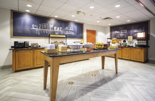 New Iberia Hotel | Hampton Inn & Suites New Iberia Avery Island