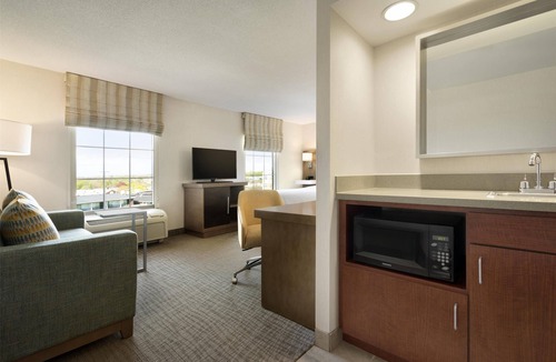 Middletown Hotel | Hampton Inn & Suites Newport/Middletown