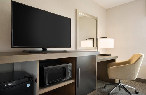 Middletown Hotel | Hampton Inn & Suites Newport/Middletown