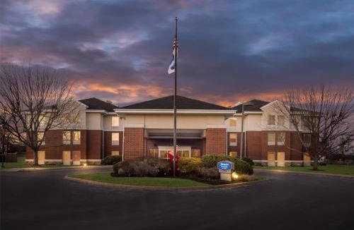 Morrisville Hotel | Hampton Inn & Suites Newtown