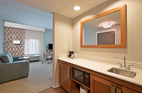 Wendel Hotel | Hampton Inn & Suites North Huntingdon-Irwin
