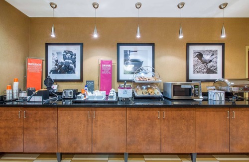 South Oklahoma City Hotel | Hampton Inn & Suites Oklahoma City - South