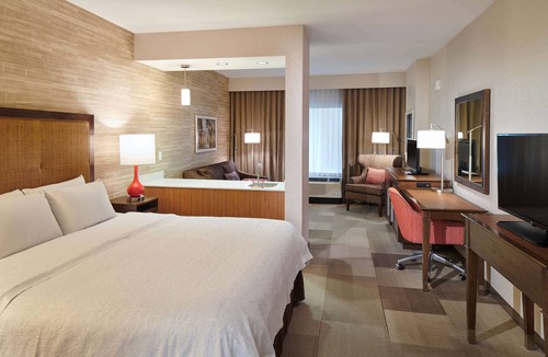 Kapolei Hotel | Hampton Inn & Suites Oahu/Kapolei