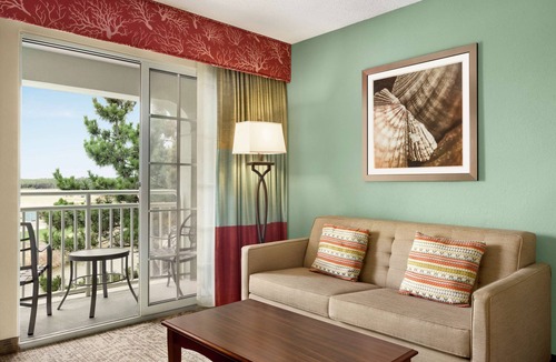 Pine Island Hotel | Hampton Inn & Suites Outer Banks/Corolla