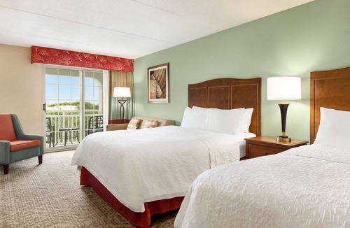 Pine Island Hotel | Hampton Inn & Suites Outer Banks/Corolla