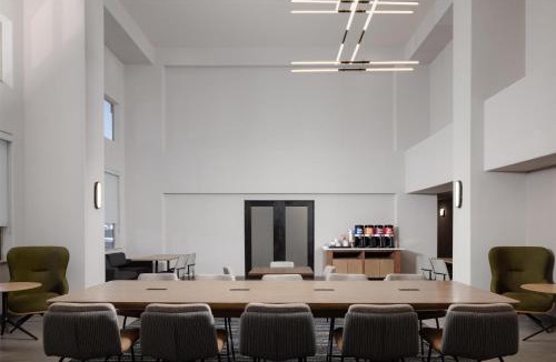 Palmdale Hotel | Hampton Inn & Suites Palmdale