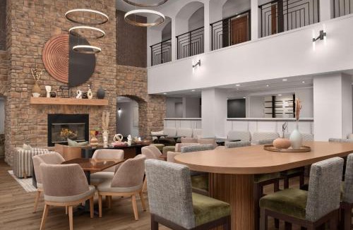 Paso Robles Hotel | Hampton Inn & Suites Paso Robles