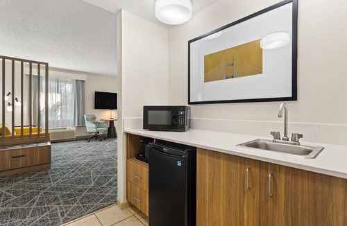 Bayonet Point Hotel | Hampton Inn & Suites Port Richey