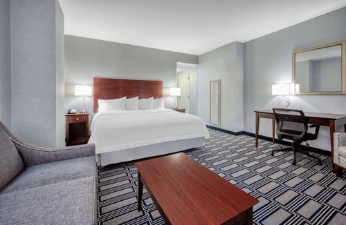 Downtown Hotel | Hampton Inn & Suites Providence Downtown