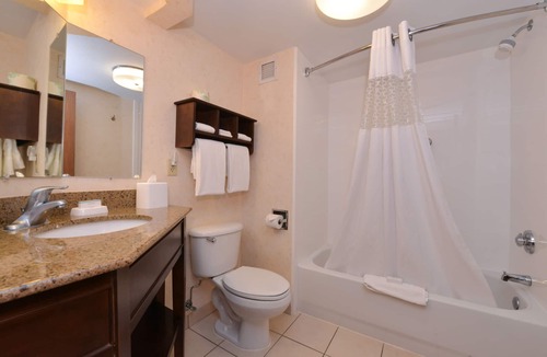 Pueblo Hotel | Hampton Inn & Suites Pueblo-Southgate