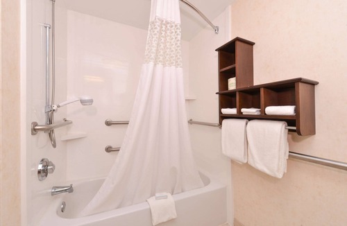 Pueblo Hotel | Hampton Inn & Suites Pueblo-Southgate