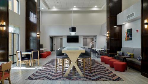 Radcliff Hotel | Hampton Inn & Suites Radcliff/Fort Knox
