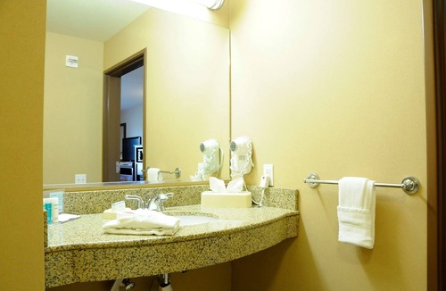 Red Bluff Hotel | Hampton Inn & Suites Red Bluff