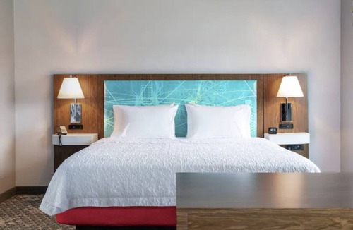 Red Bluff Hotel | Hampton Inn & Suites Red Bluff